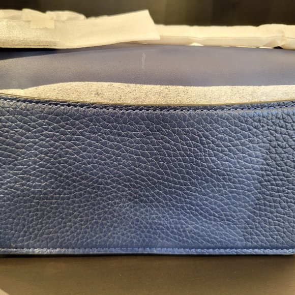 Coach  Beat Crossbody Clutch - Picture 9 of 16